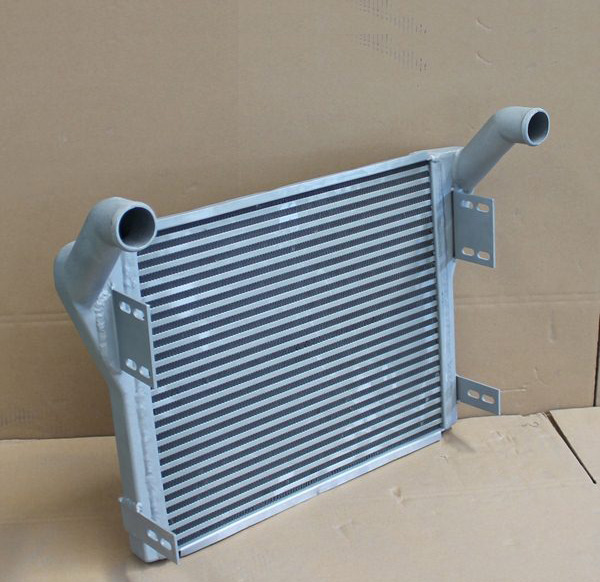 中冷器总成 YN4102LPP